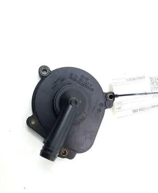 Mercedes-Benz SLK R171 Breather/breather pipe/hose A2720100231