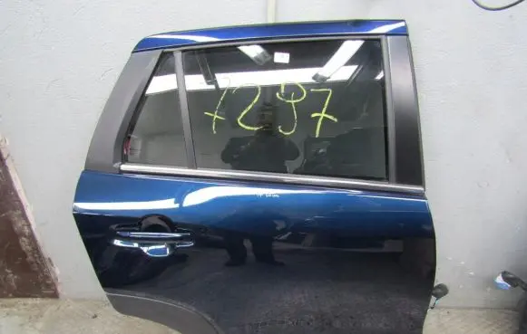 Suzuki SX4 S-Cross Rear door