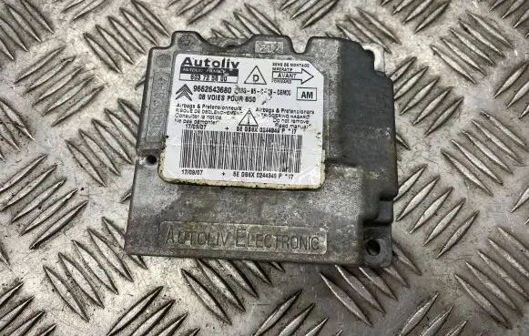 Citroen C4 I Airbag control unit/module 9662643680
