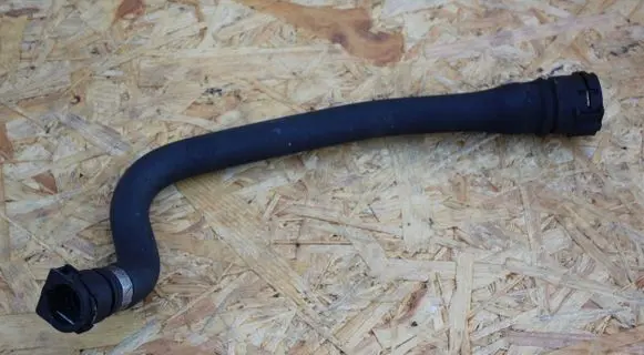 BMW 5 E60 E61 Engine coolant pipe/hose 7787453