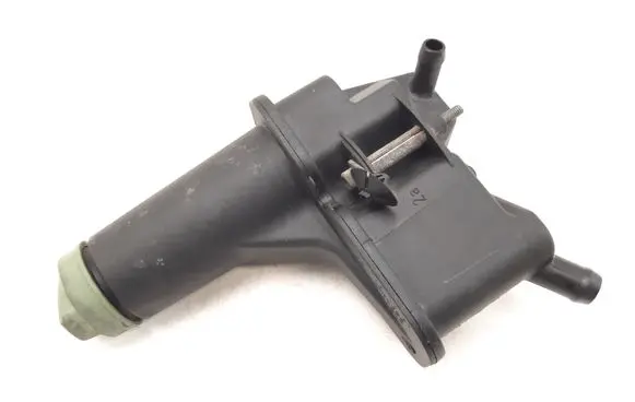 Volkswagen II LT Power steering fluid tank/reservoir 2D0422371