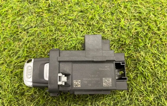 Audi A5 8T 8F Ignition lock 8K0909131D