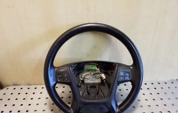 Volvo XC60 Steering wheel CV557200CH P31271093
