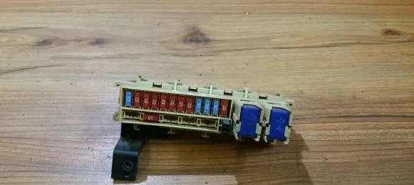 Nissan Micra Fuse box set