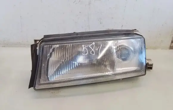 Skoda Octavia Mk1 (1U) Headlight/headlamp