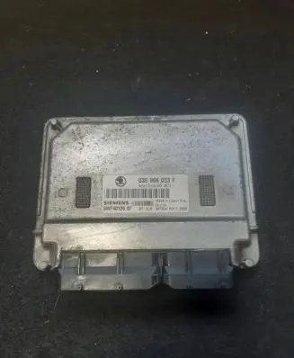 Skoda Fabia Mk1 (6Y) Engine control unit/module 03E906033F