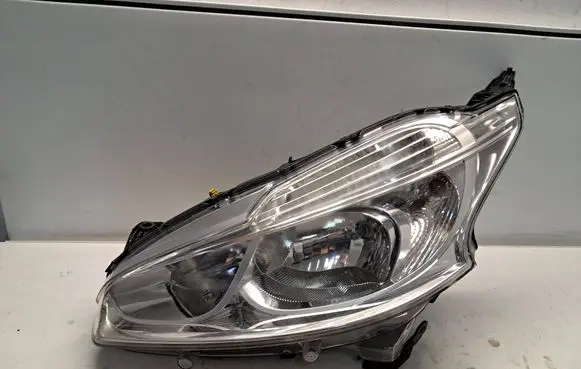 Peugeot 208 Headlight/headlamp 9802221980