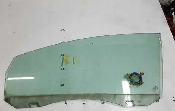 Volkswagen Golf Plus Sliding door window/glass 