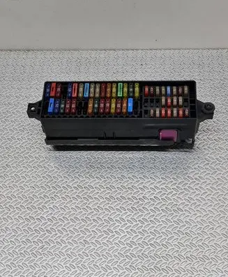 Seat Ibiza IV (6J,6P) Fuse module 63598004