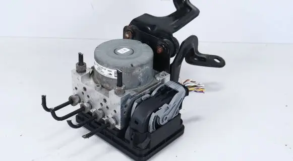 Ford Fiesta ABS Pump D1B1-2C405-AE 10.0220-0678.4 D1B1-2C013-BD