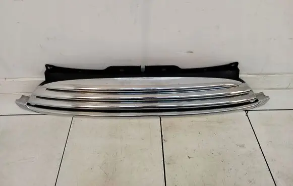 Mini One - Cooper Coupe R56 Front bumper upper radiator grill 16443400
