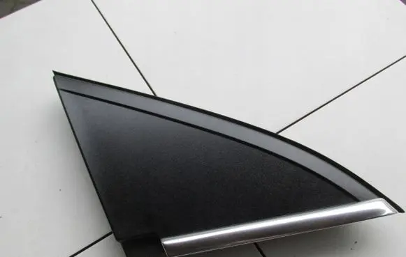 Ford Kuga I Front arch trim 8V41S16004