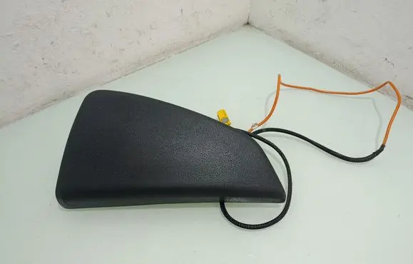 Opel Astra H Seat airbag 13139837 601292905F XBX71841713