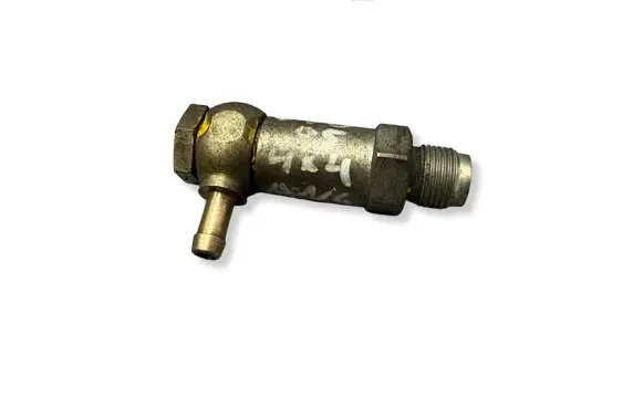 Volvo XC90 Fuel main line pipe F754087