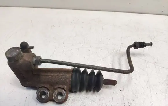 Hyundai i40 Clutch slave cylinder 