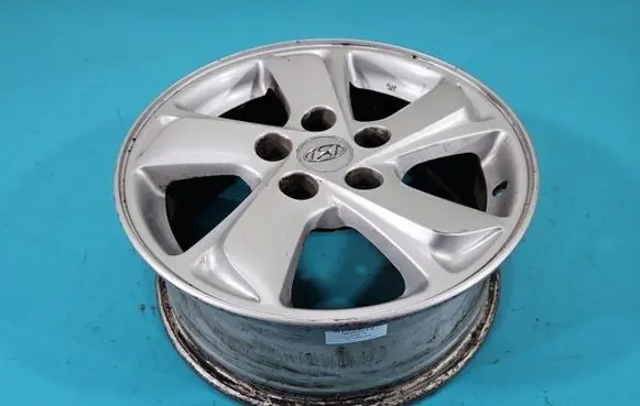 R16 alloy rim