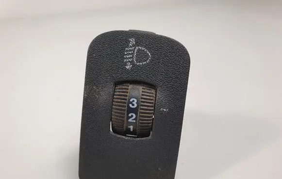 Fiat Ducato Headlight level height control switch 7353160910