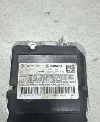 Mercedes-Benz Sprinter W906 Airbag control unit/module A0009004802 0285011847