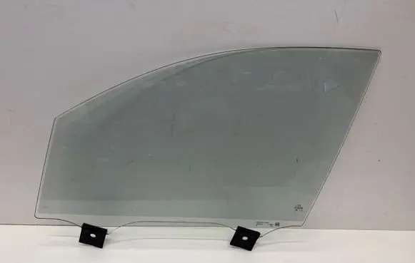 Audi Q7 4M Front door window glass four-door 4M0845021A