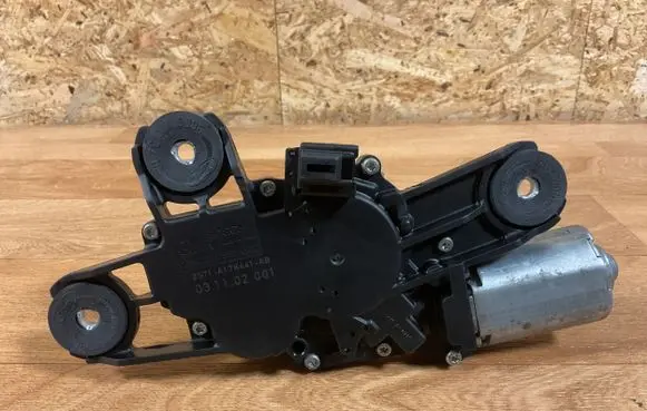 Ford Mondeo Mk III Rear window wiper motor 2S71A17K441AB 0390201583 E2102001