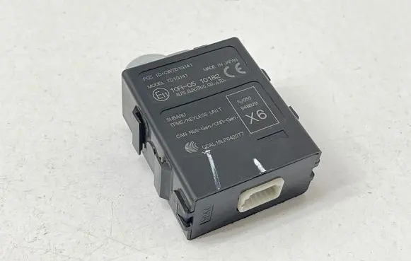 Subaru Forester SK Keyless (KESSY) go control unit/module 10R0510182 CWTD16141 TD1G141
