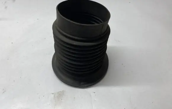 Chevrolet Camaro Rear strut damper dust cover boot 92271185