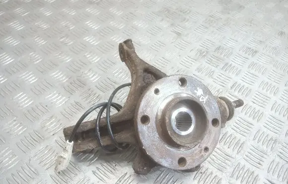 Citroen C4 I Front wheel hub spindle knuckle