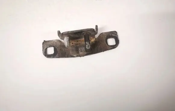 Audi 100 S4 C4 Rear door lock loop/hook striker 