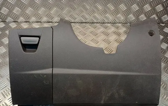 Ford Focus Dashboard lower bottom trim panel BM51A043A88AHW BM51A446441ADW