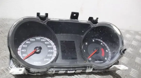 Mitsubishi Outlander Clock 7691220H