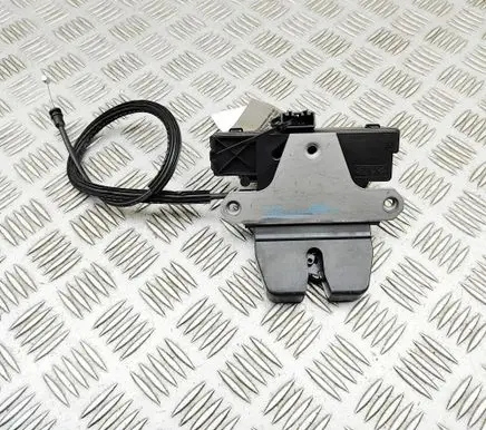 Jaguar XK - XKR Tailgate/trunk/boot lock/catch/latch 6W83442A66AD