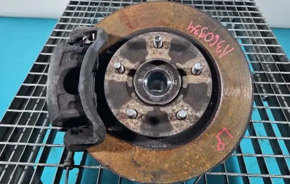 Nissan Juke I F15 Front wheel hub spindle knuckle IMPRK1360934