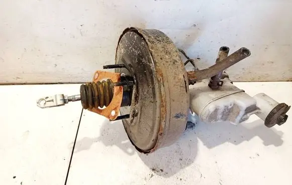 Toyota Hilux (AN10, AN20, AN30) Brake booster 1310118990 3m26121