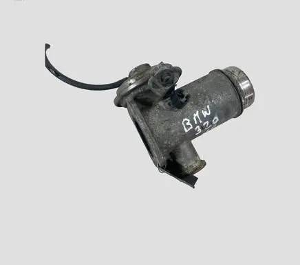 BMW 1 E81 E87 EGR valve 70051200