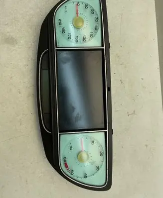 Speedometer (instrument cluster)