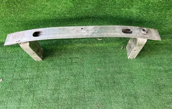 Front bumper support beam