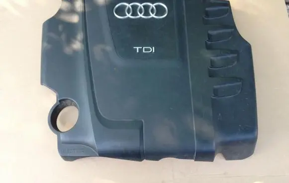 Audi A4 S4 B8 8K Engine cover (trim) 03L103925