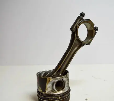 Piston