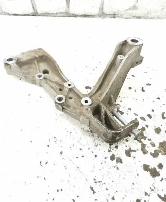 Volkswagen Golf Plus Front lower control arm/wishbone 1K0199295E