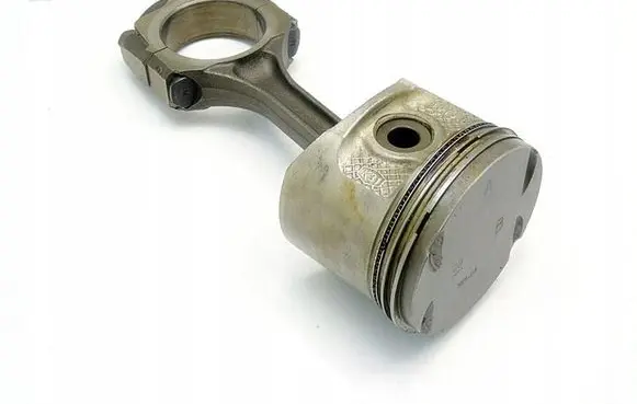 Renault Clio II Piston with connecting rod 1013.8