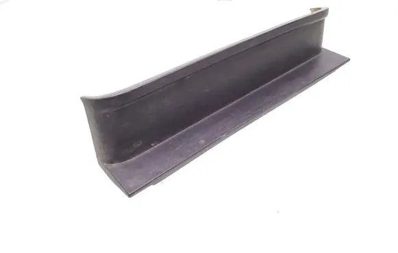 Volkswagen Caddy Rear/tail light trim molding 2K0945095M 2K0945311E 2K0945095L