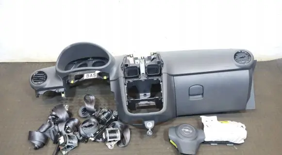 Opel Corsa D Dashboard
