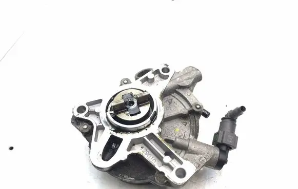 Ford Mondeo MK IV Vacuum pump 9673836180 K1388