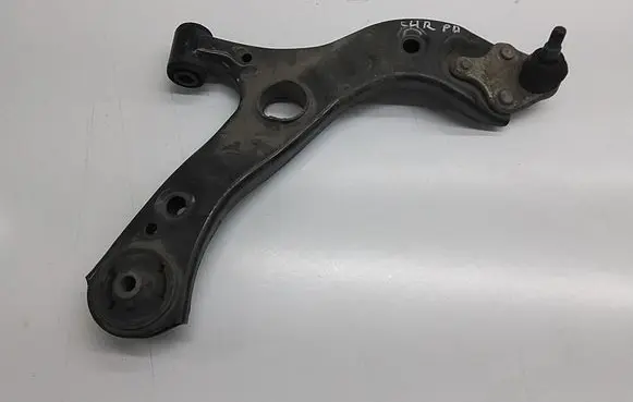 Toyota C-HR I Front lower control arm/wishbone 4806810130