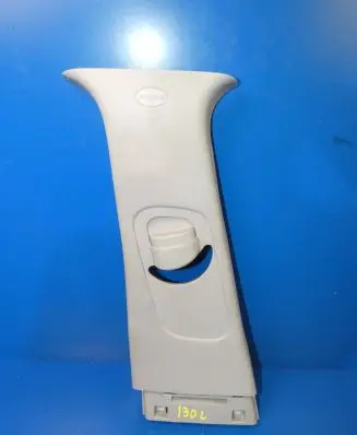Hyundai i30 (B) pillar trim (top)