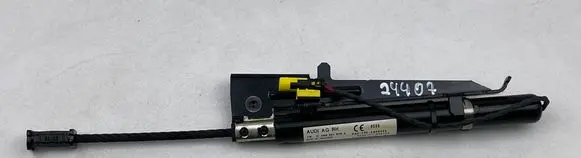 Audi Q7 4M Seat belt warning relay 4M0857620A