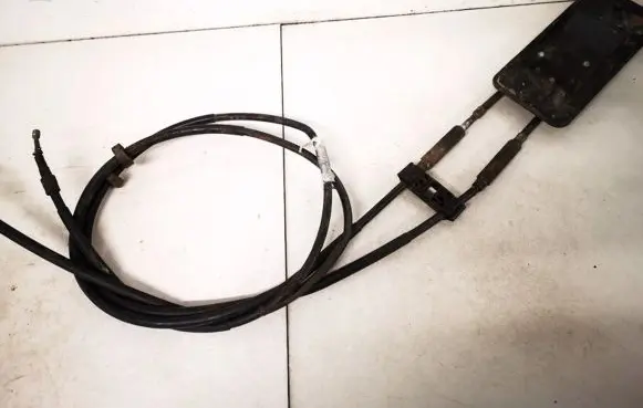 Handbrake/parking brake wiring cable