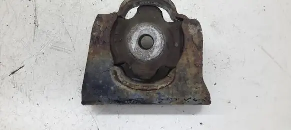 Toyota Auris 150 Engine mount bracket
