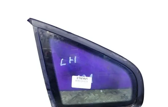 Volkswagen PASSAT B5.5 Rear side window