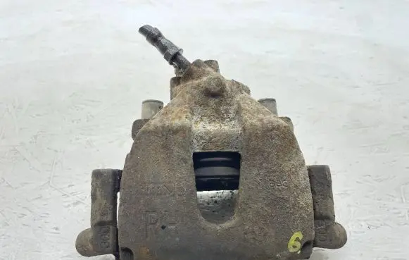 Ford Focus C-MAX Front brake caliper